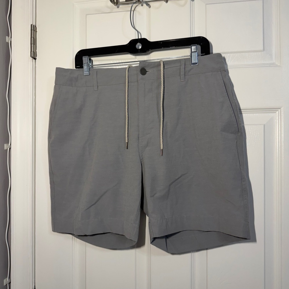 Faherty All Day Shorts Mens 34 Gray Stretch Hybrid Swim Trunks 6.5 Inseam